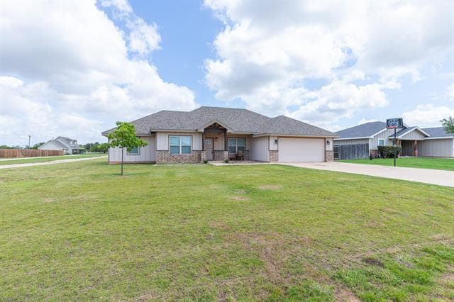 Photo - 246 Foxtrot Ln