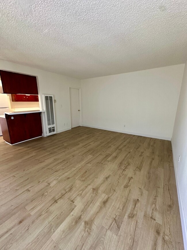 Photo - 15531 Belshire Ave Unidad 30