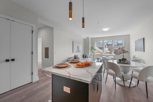 Photo - 2021 Jones Rd