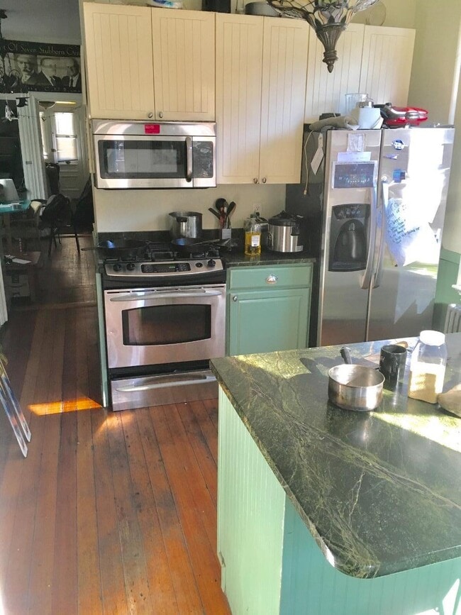 Building Photo - 75 Alleghany St Rental