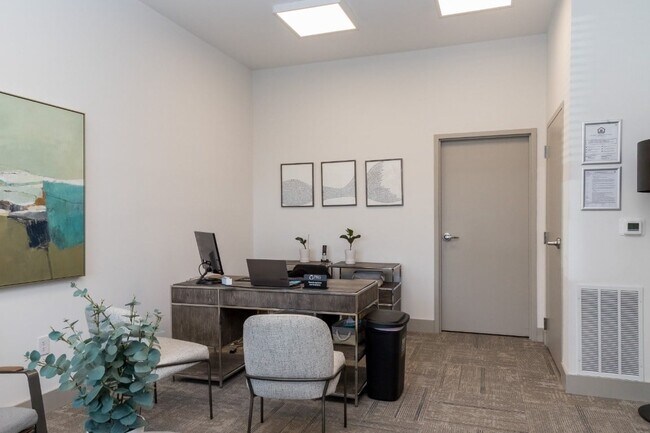 The Point on 38th Apartments