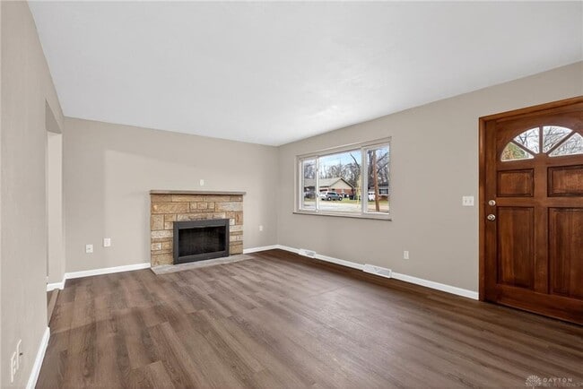 Photo - 275 Parker Dr