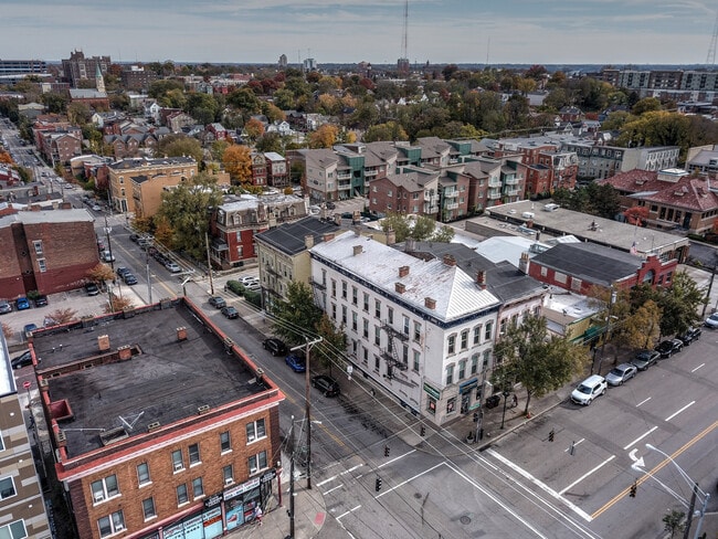 5 E University Ave