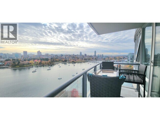 Photo - 1383 Marinaside Crescent Unit 2002