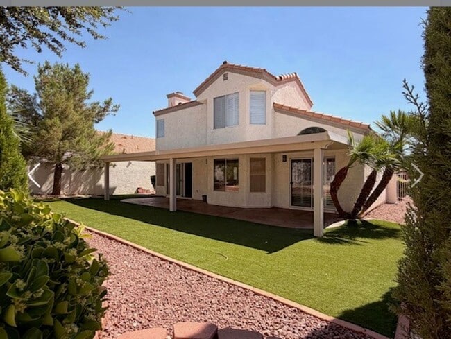 Photo - FABULOUSLY CLEAN AND CHARMING HOME IN THE LAKES COMMUNITY OF SOUTHWEST LAS VEGAS