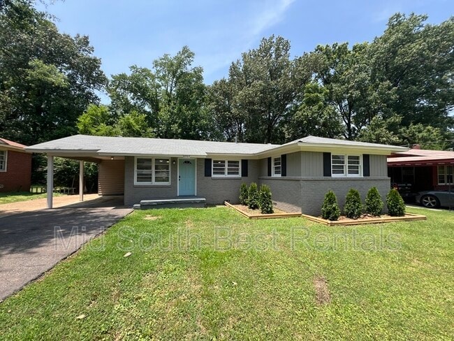 Photo - 3757 Alma Dr House