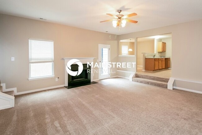 Building Photo - 4 Bedroom Pet-Friendly Home in Fairburn, G...
