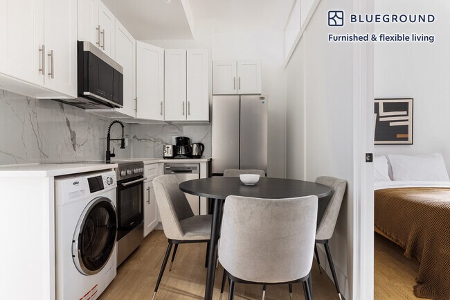 Photo - 161 W 54th St Unidad FL3-ID1852