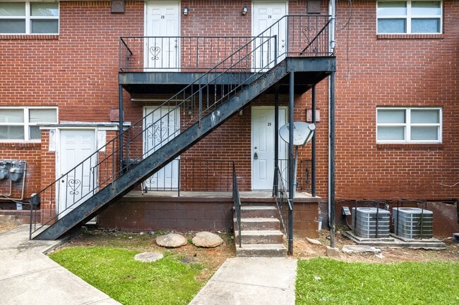 Dream Court Apartments
