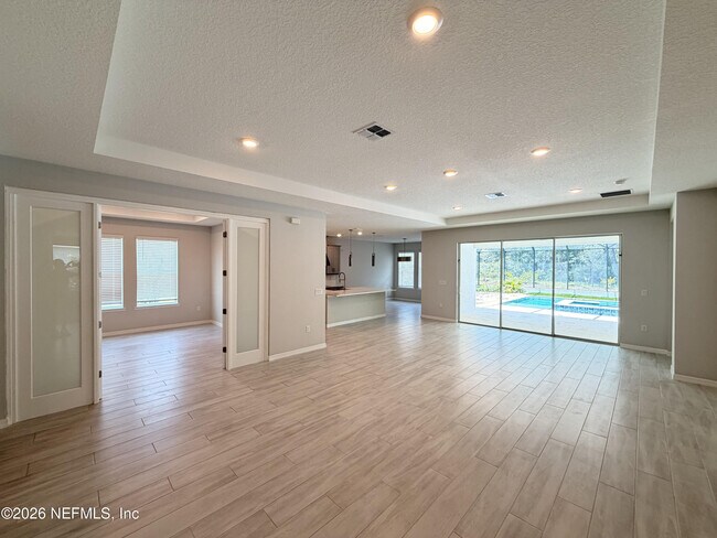 Photo - 1352 Arklow Cir