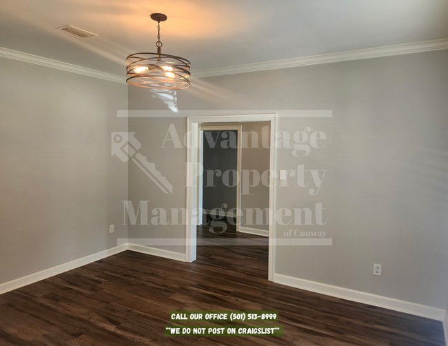 Photo - 3040 Crawford Loop