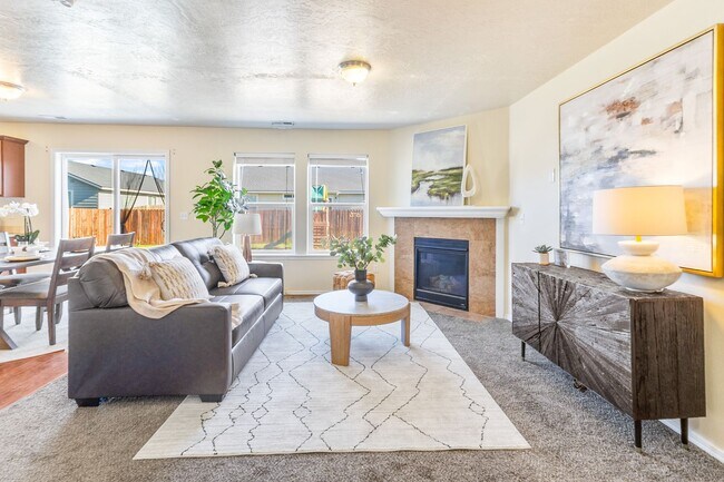 Photo - Cute Caldwell Home