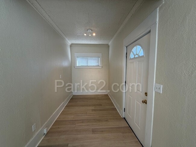 Photo - Tacoma Area 3 Bedroom 1 Bathroom Duplex Unidad #A