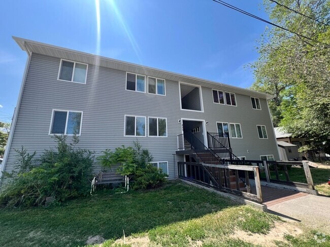 Building Photo - 423 E Dunn St Unit 423 E Dunn # 1 Rental