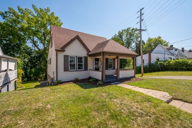 Photo - Stunning 4 Bedroom home in North Versailles available February 1st!