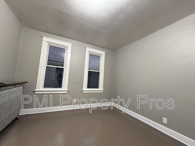 Photo - 1560 S 7th St Unidad Upper Rear