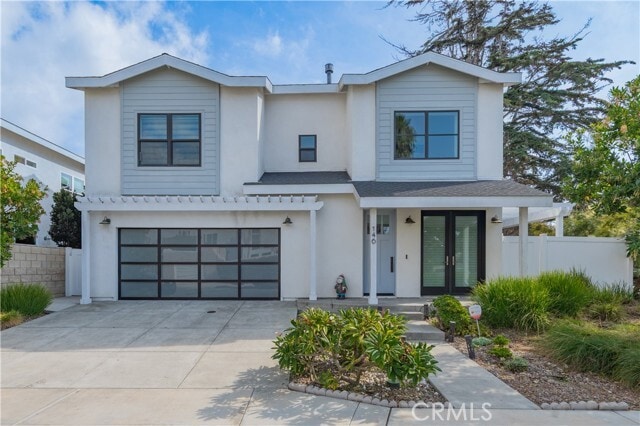 Photo - 146 E 18th St