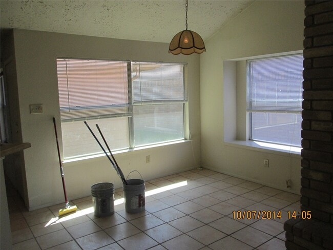 Photo - 19947 Mountain Dale Dr