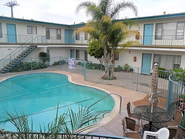 Photo - 1818 W. El Segundo Blvd.