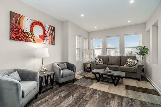 Building Photo - 5539-47 W Archer Ave Unit ID1391862P