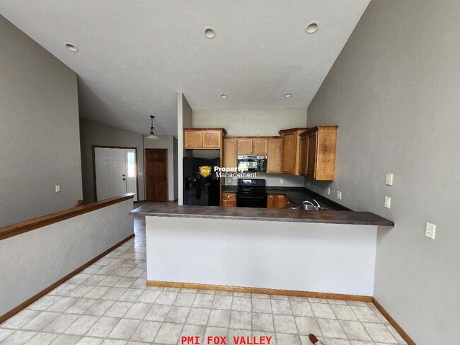 Photo - Large Side by Side Townhouse Greenville