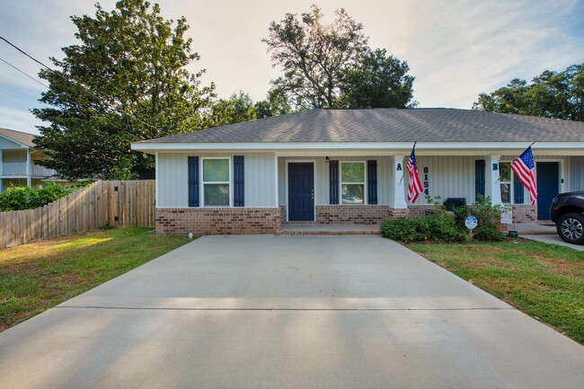 Photo - 8154 Lawton St Townhome