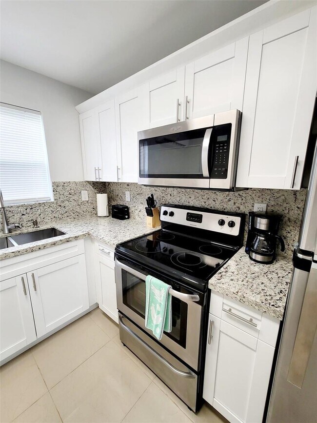 Photo - 1723 Wiley St Unit XX