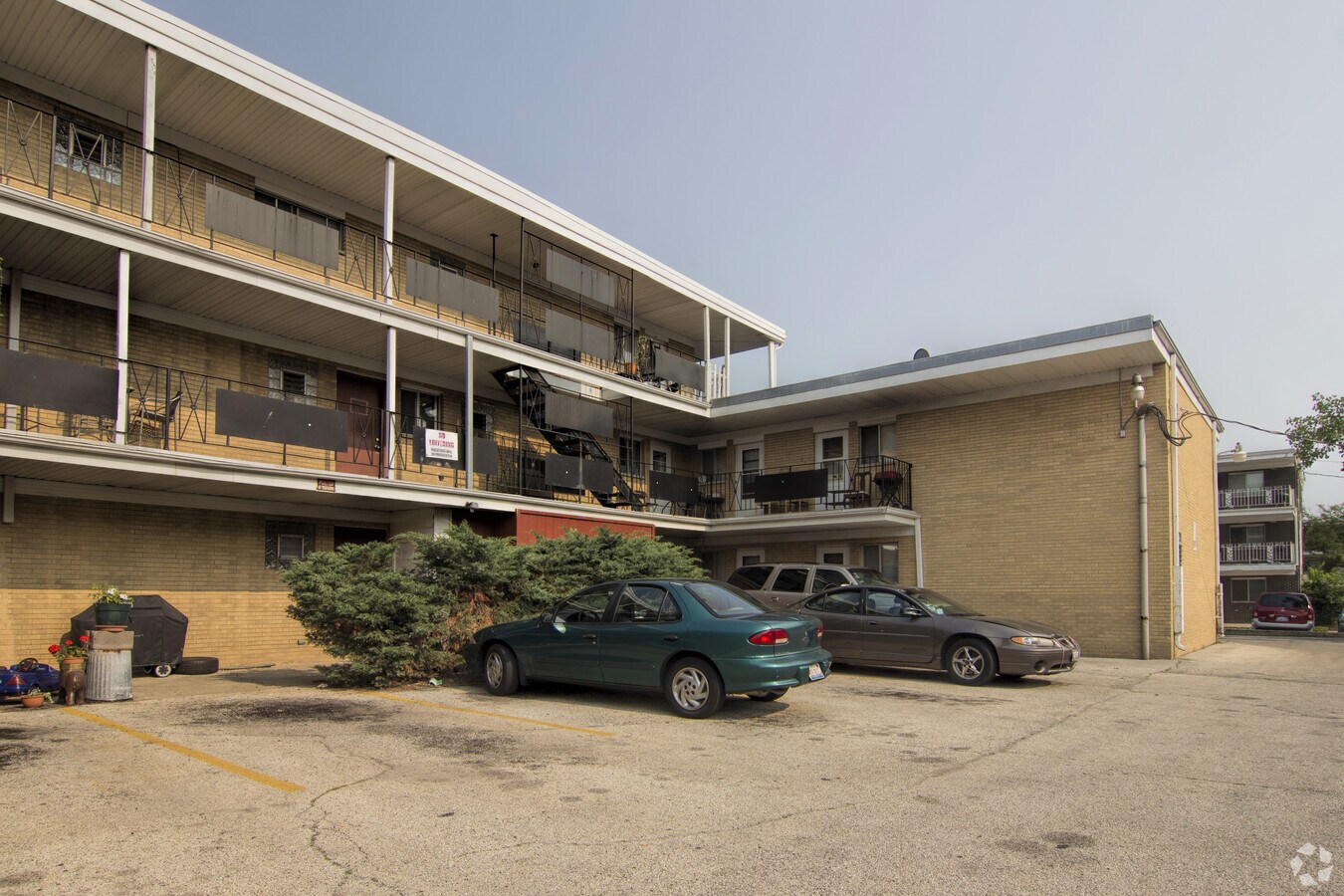 Photo - Lorraine Apartments