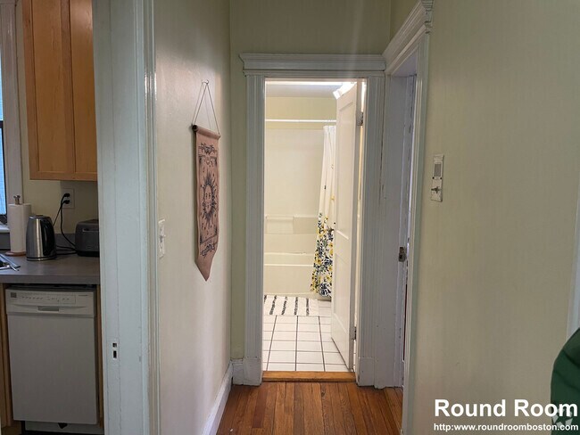 Building Photo - 90 Brainerd Rd Unit 7 Rental