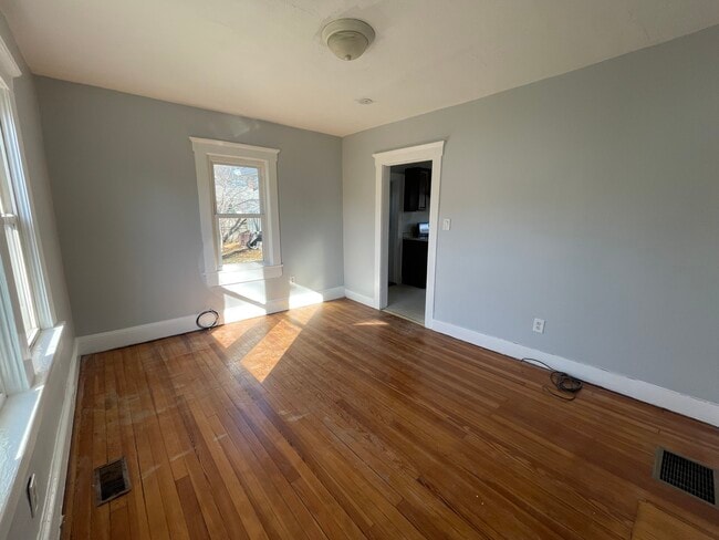 Photo - 8 Tice Ave Unit FL 1