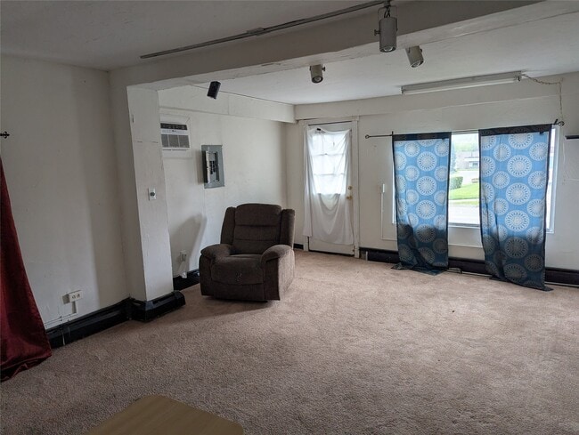 Photo - 2911 Watson Blvd Unit 1