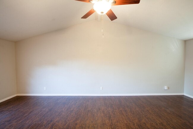 Photo - 5713 Baker Dr
