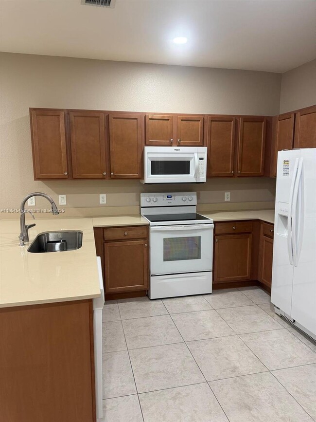 Building Photo - 230 NW 109th Ave Unit 209 Rental