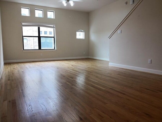 Building Photo - 2710 Hullsmith Dr Unit 701