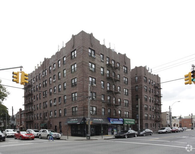 32-06 47th St
