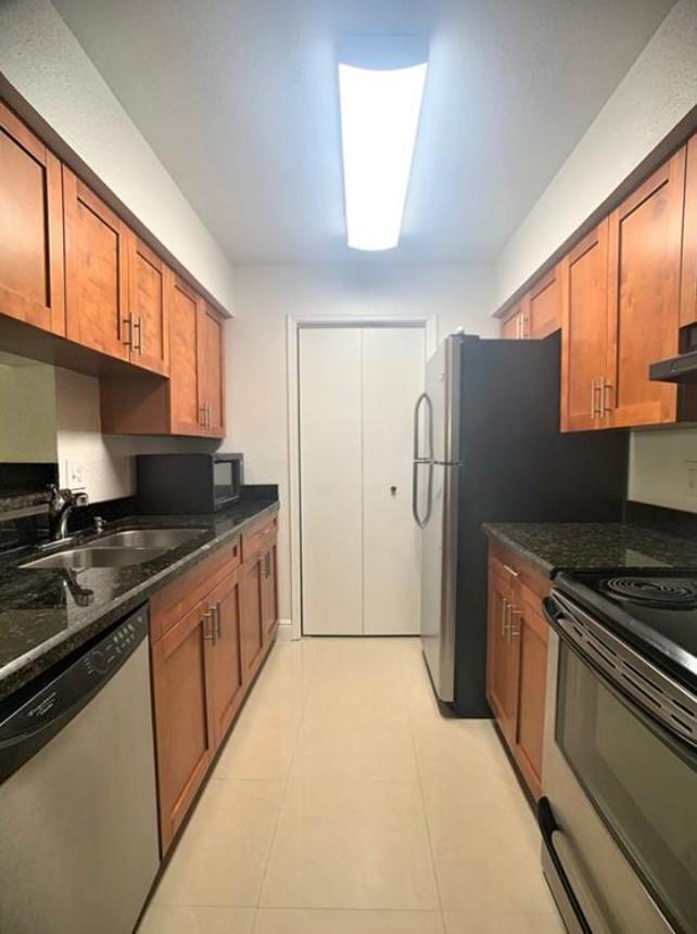 Photo - 733 Riverside Dr Unidad 1217