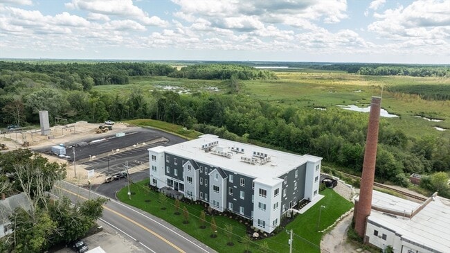 Photo - 999 Main St Unidad 208