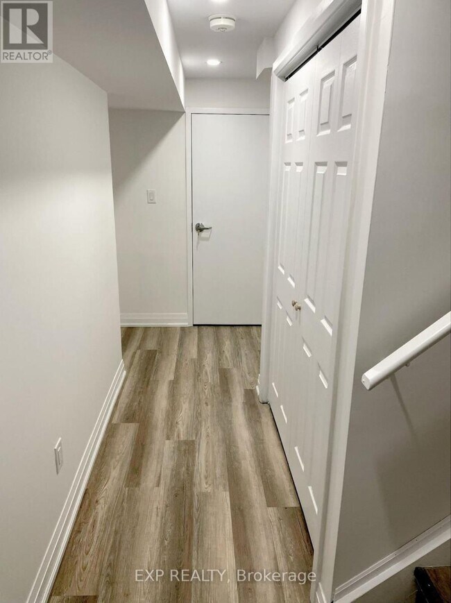 Photo - 79 Elmhurst St