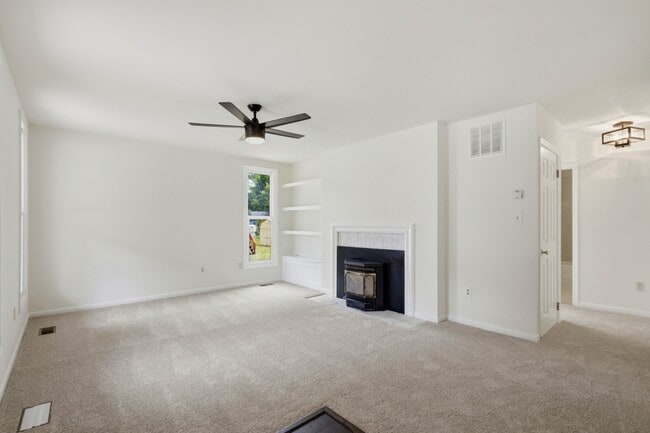 Photo - 301 Kenmore Ave