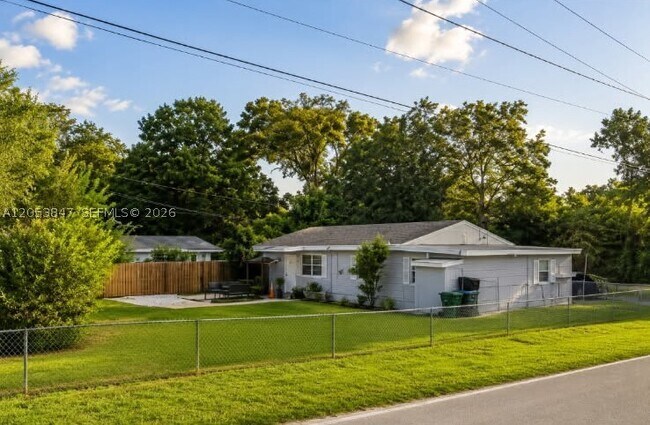 Photo - 3518 Ave F