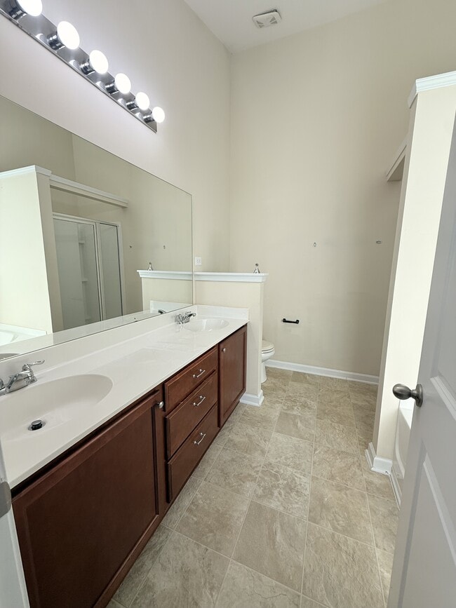 Photo - 1 Bradford Ct