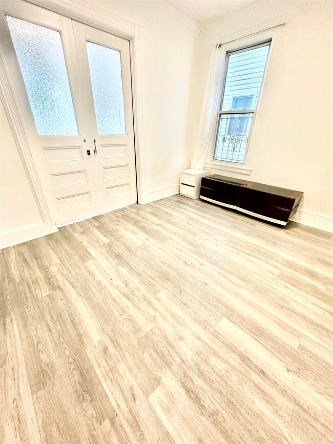 356 Liberty Ave Unit 2