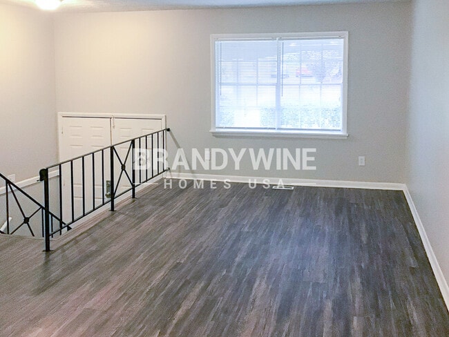 Photo - 4666 Edwina Ln SW