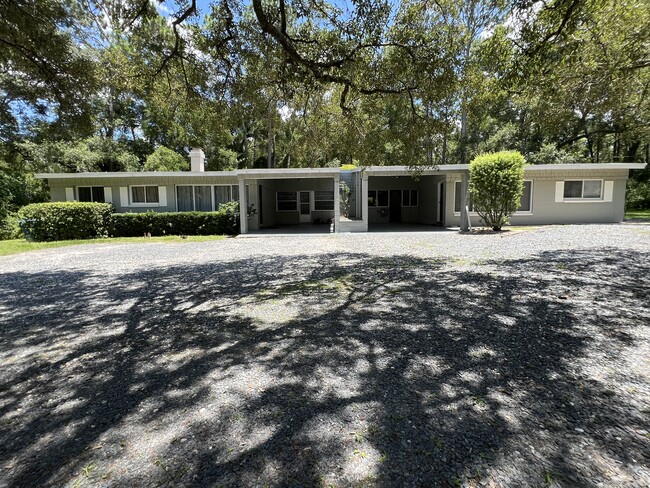 Photo - 1108 E Beresford Ave Townhome