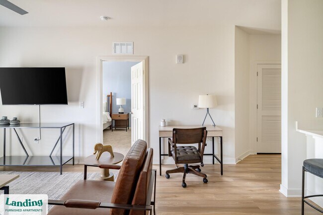 Photo - 6225 Mobile Hwy Unidad A-1208.1411147