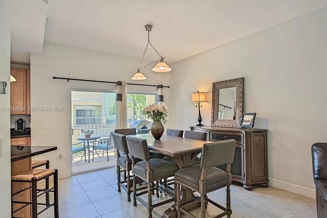 Photo - 708 SE 15th St