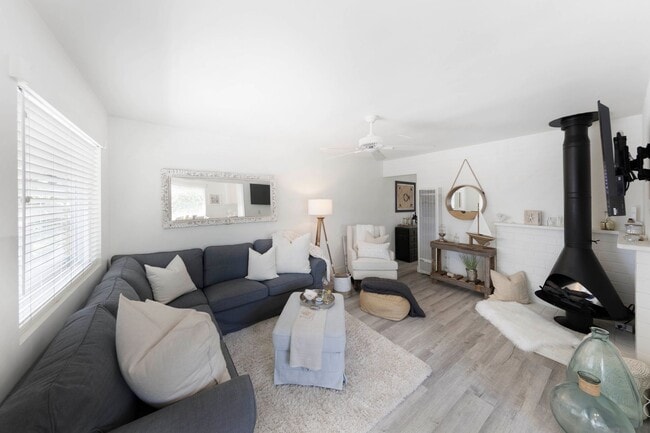 26922 Calle Dolores