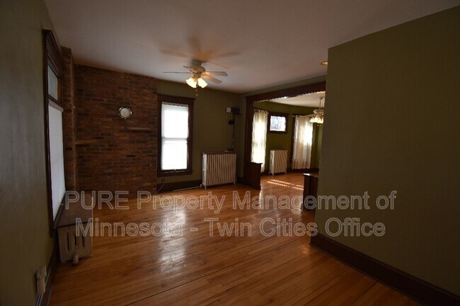 Photo - 2419 N 4th St
