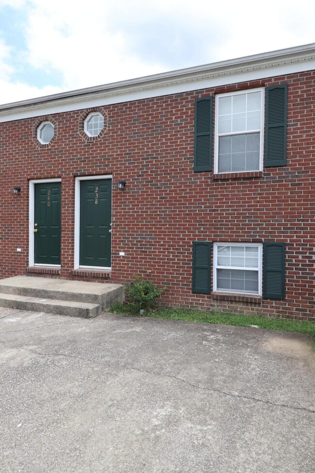 Photo - 238 Lakeview Dr Townhome