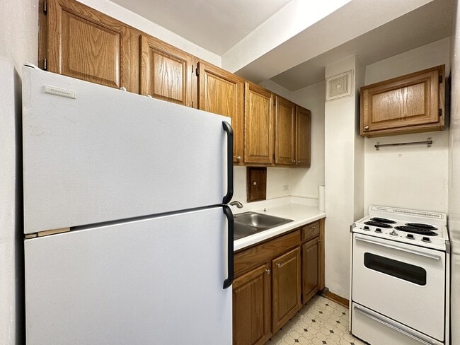 Photo - 4180 N Marine Dr Unidad 216